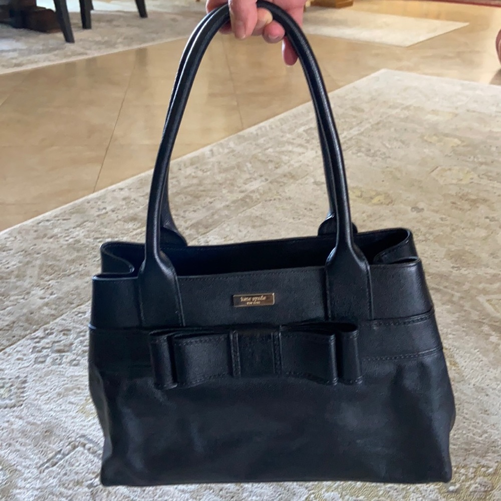 KATE SPADE. great condition - bow style purse